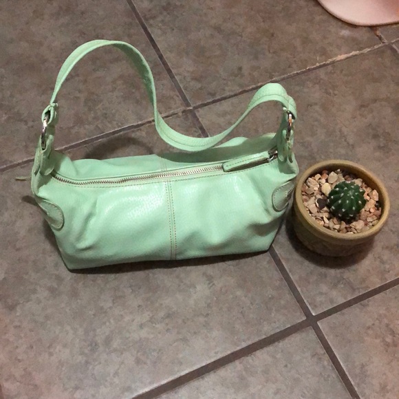 Sea foam green purse - Picture 2 of 5